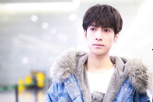 娱乐吃瓜罗云熙,从娱乐吃瓜到人气飙升,他的蜕变之路